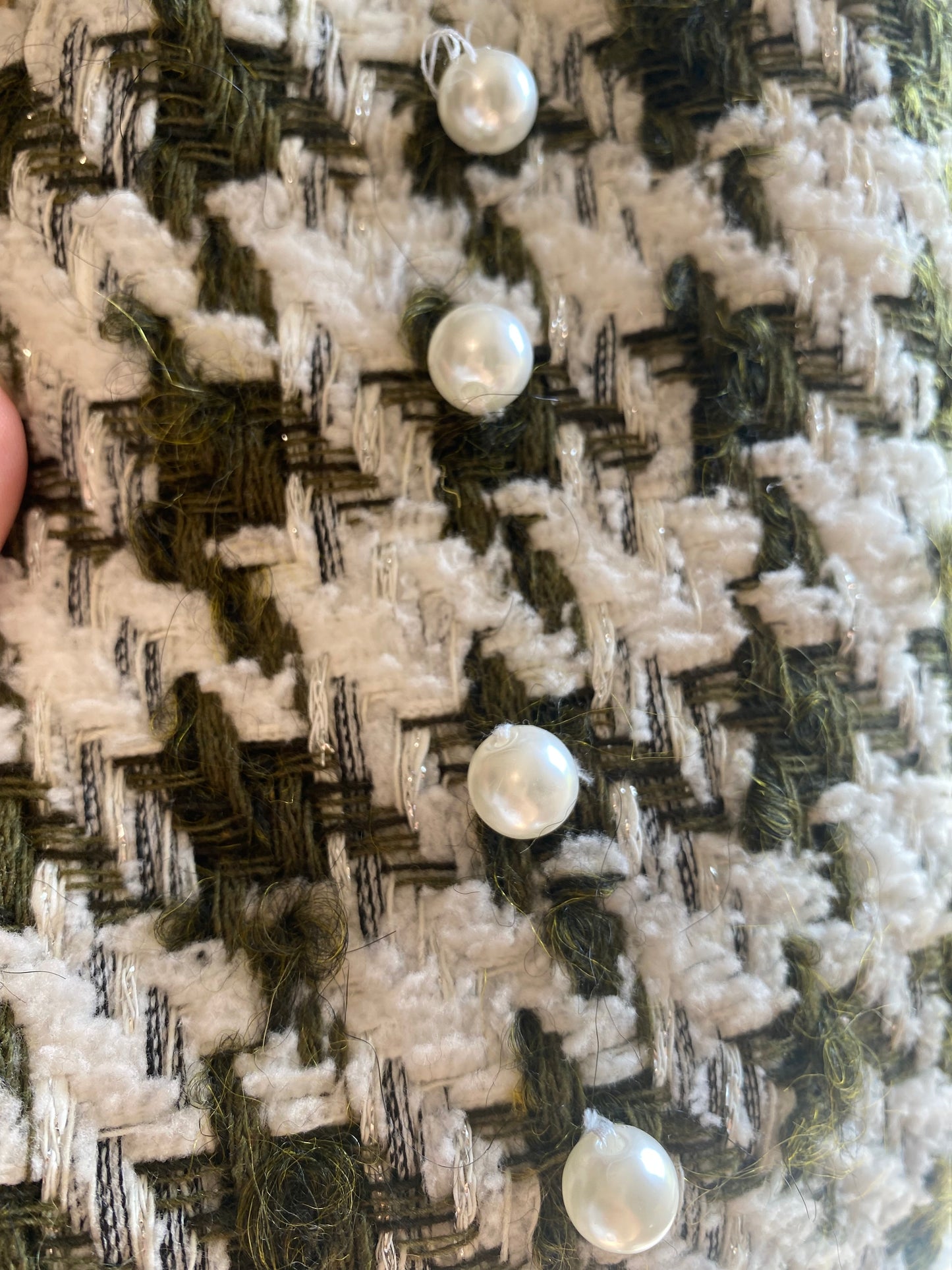 cappotto in tweed ricamato con perle